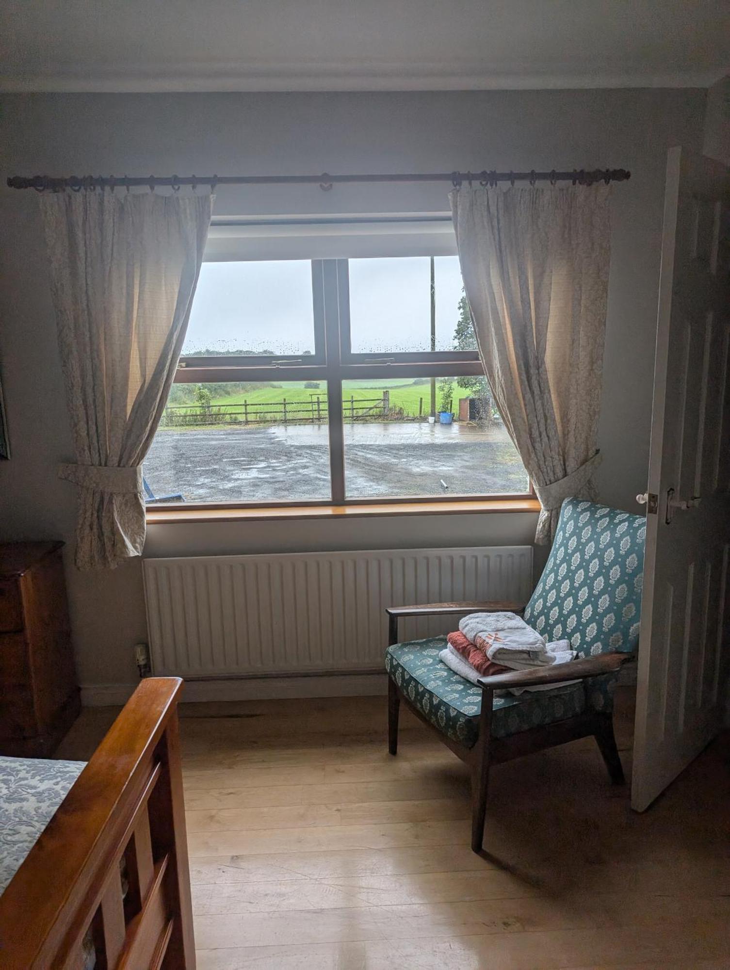 Clare House Bed & Breakfast Ballycastle Extérieur photo